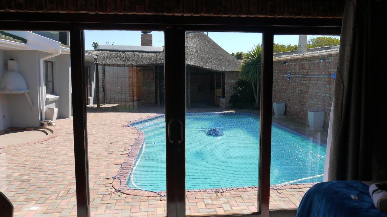 30 négyzetméteres, 1 hálószobás Apartman 1 fürdőszobával Bluewater Öböl területén Port Elizabeth Kültér fotó
